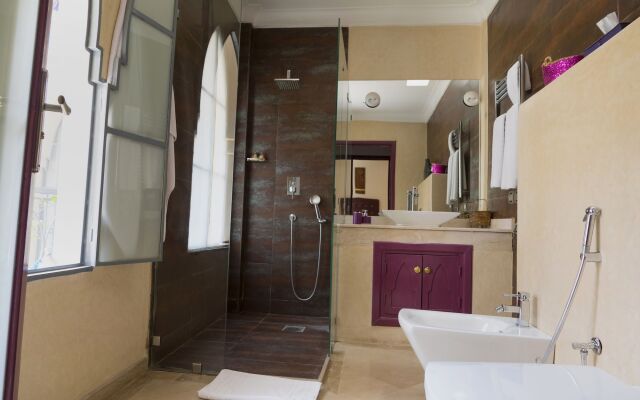 Riad Infinity Sea