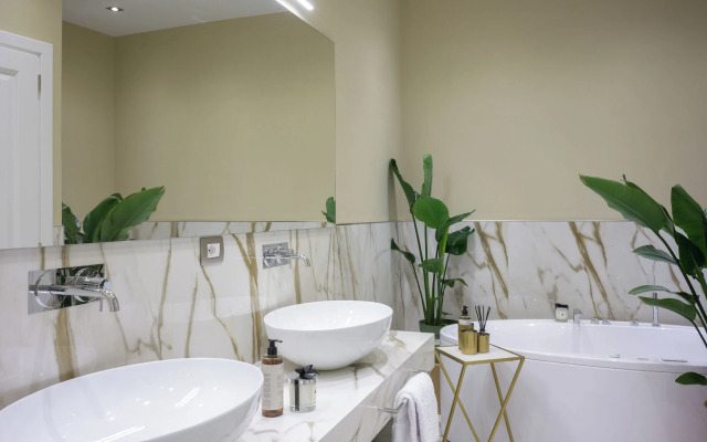 Tornabuoni Suites Collection