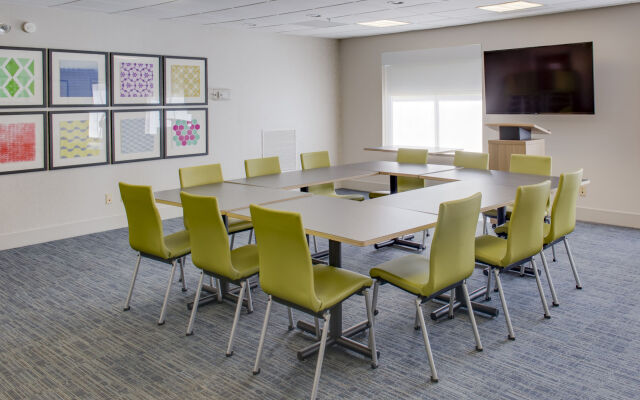 Holiday Inn Express & Suites Chickasha by IHG