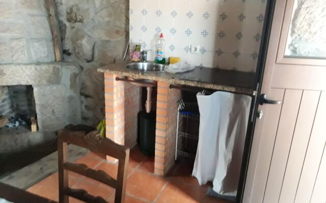 House With 2 Bedrooms in Águeda, With Wonderful Mountain View and Pool