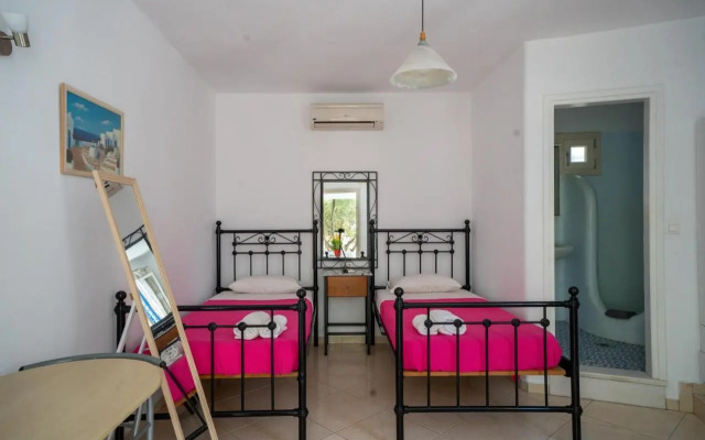 Liana Studios