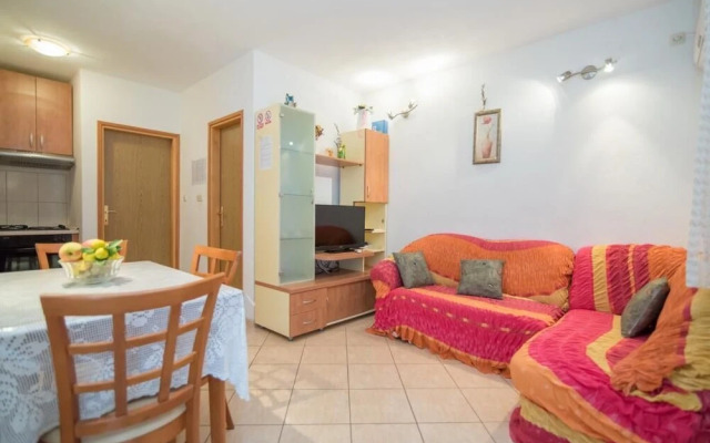 Apartments Longo