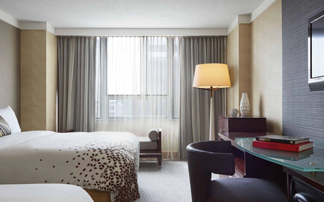 Renaissance Columbus Downtown Hotel