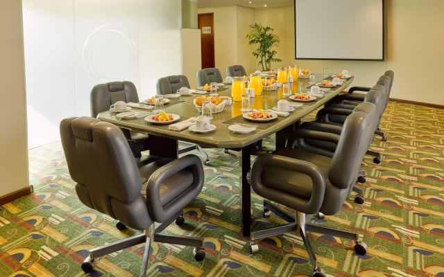 Hotel Estelar Miraflores