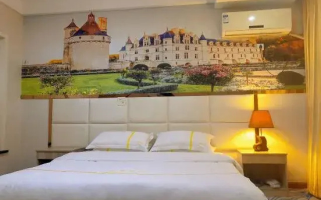 Blue Sen Hotel (Tiantai Mountain Scenic Area)