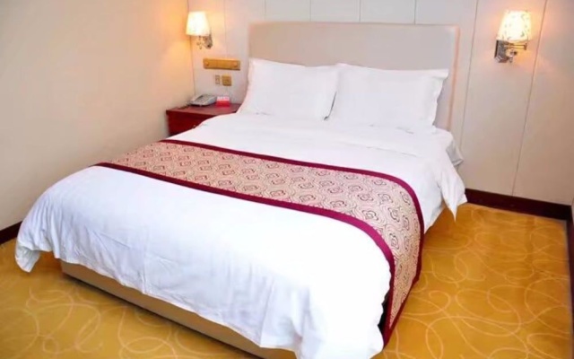 Xining Xibai Hotel