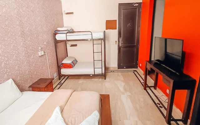 Madpackers Delhi - Hostel