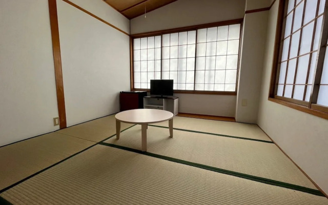 Yuzawa House