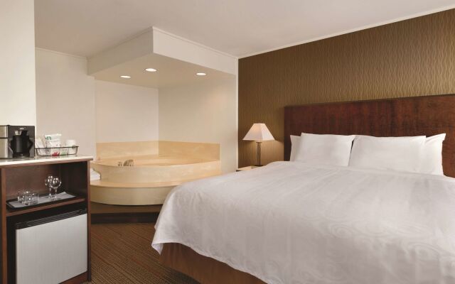 Coast Discovery Inn