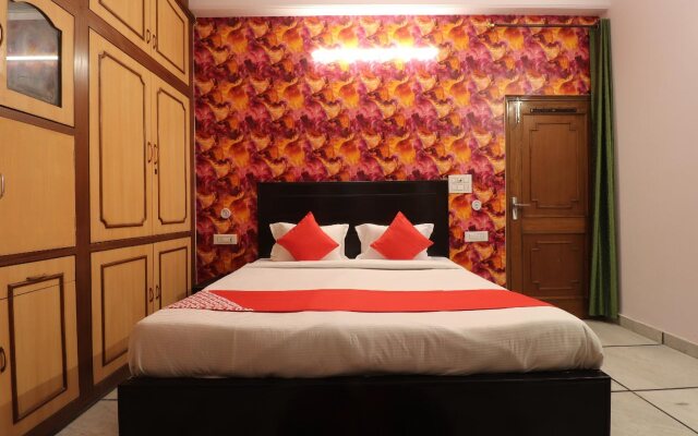 Chugh House By OYO Rooms