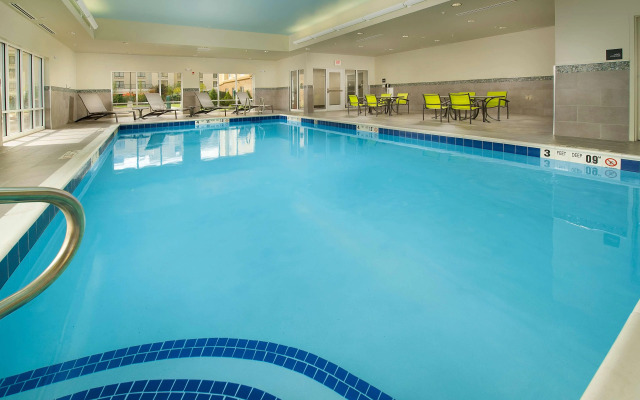 Hampton Inn & Suites Buffalo Airport