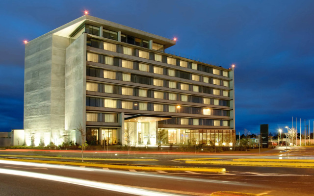 Wyndham Concepcion Pettra