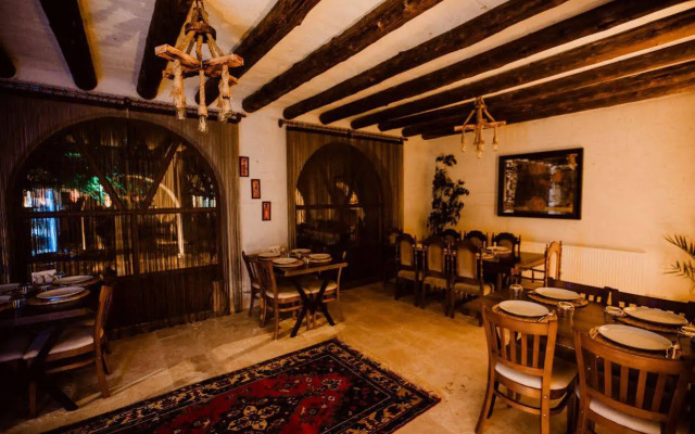 Ortahisar Cave Hotel