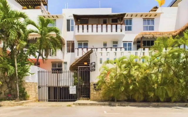 Stylish 2BR Retreat With Private Patio