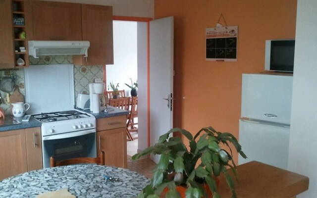 House With 2 Bedrooms in Perros-guirec, With Furnished Garden