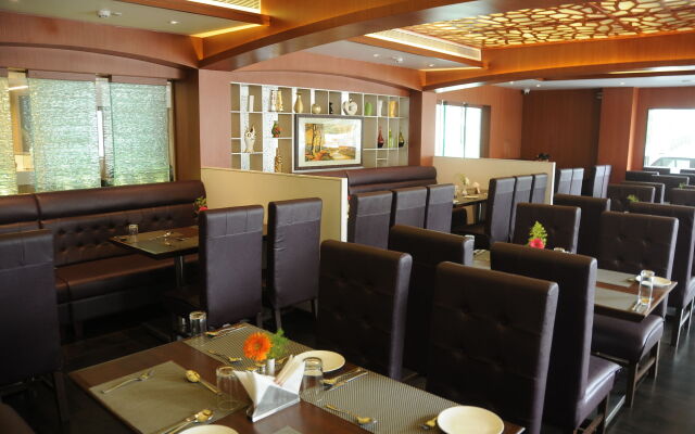 NK Grand Park Hotel
