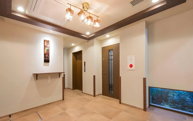 Asta Hotel