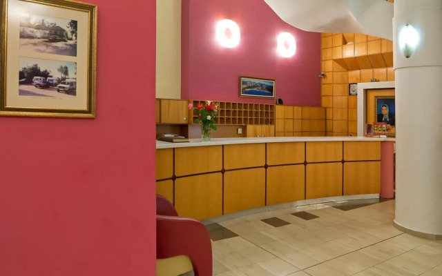 Angelika Pallas Hotel
