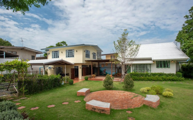 Baan Suan Krung Kao