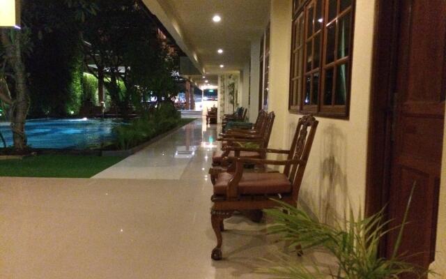 Green Garden Hotel