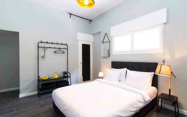 Raphael City Nest