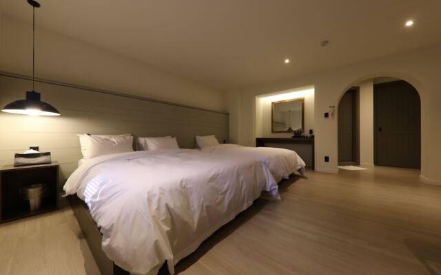 HOTEL YaJa West Gate