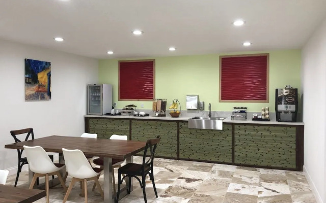 Retreat at Crystal Manatee