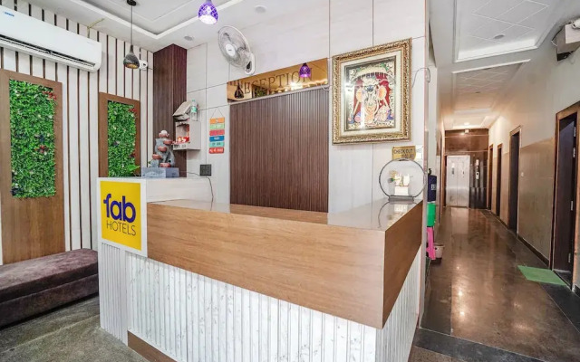 Fabhotel Shri Giriraj Ji Dham