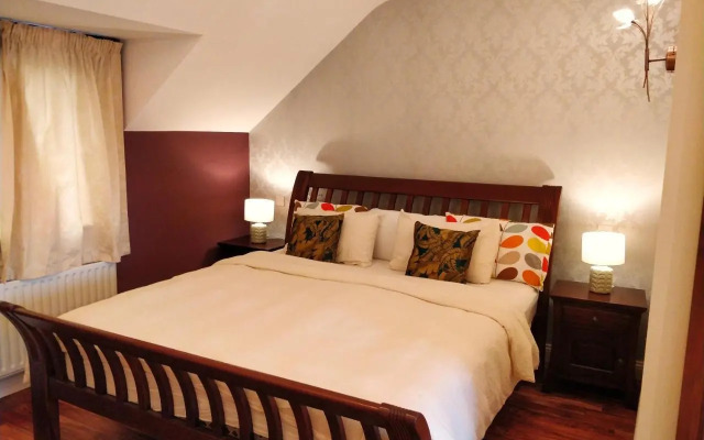 Luxury Skibbereen Town House