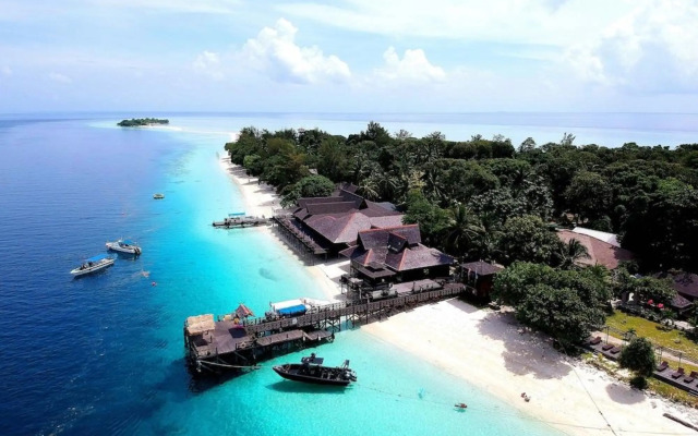 The Reef Dive Resort