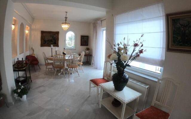 Lux 3-bedroom Villa - L&L Refuge