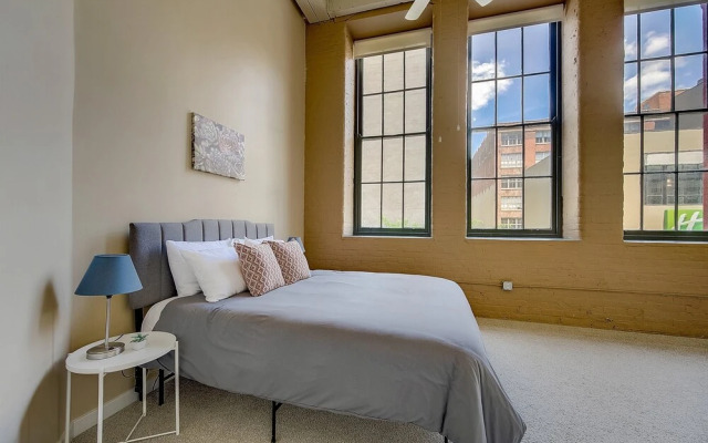 FRONTDESK Sycamore Place Apts Downtown Cincinnati