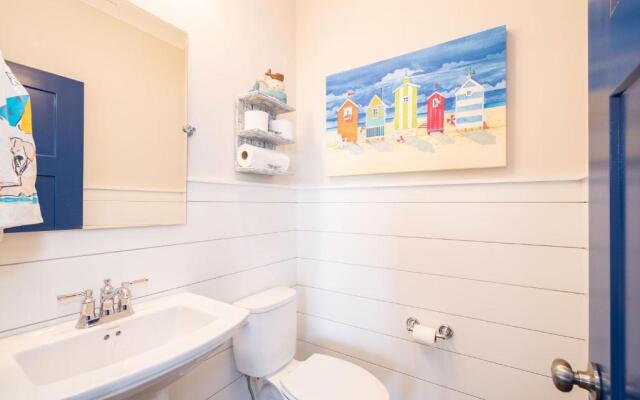 Oki Dokey by Oak Island Accommodations