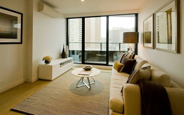 Apartments Melbourne Domain – St Kilda Road