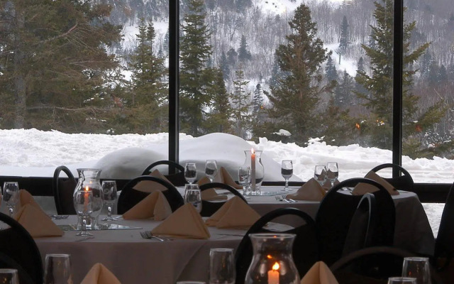 Caribou Highlands Lodge