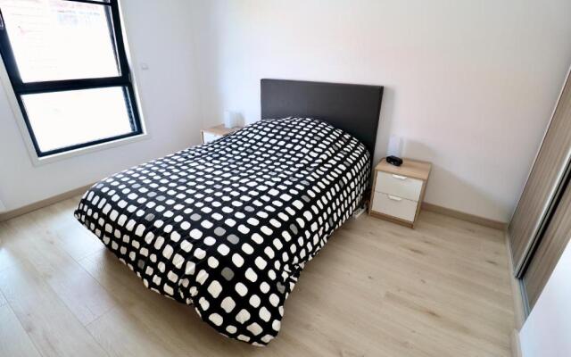 Maison bleue - Apt 4 pers, 2 chambres, prox marché