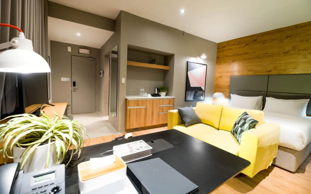 Avior Hotel