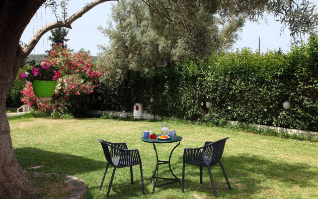 Summer House Louisa