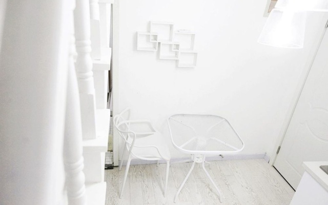 Obsessional Little White – Guest Rooms – Shanghai