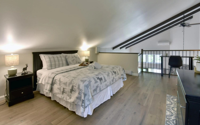 Stunning Condo - View on Lake Tremblant & Mountain