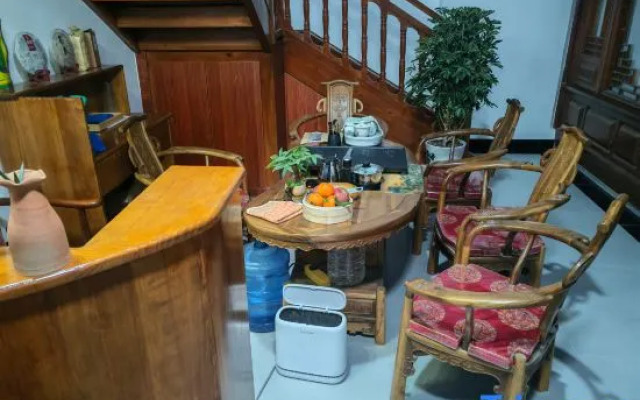 Shaxi Moye Courtyard Homestay