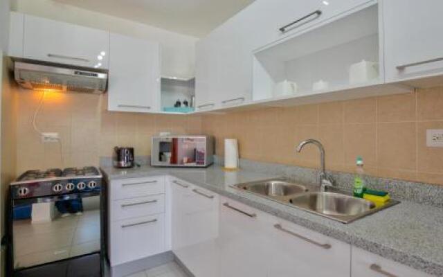 Beautiful Beachfront 2-Bdr Apt D301