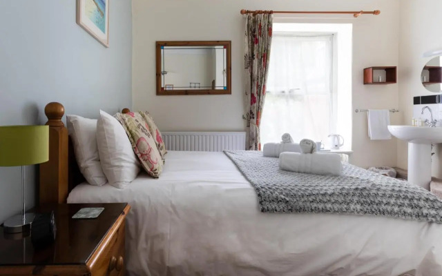 Little Leaf Guest House
