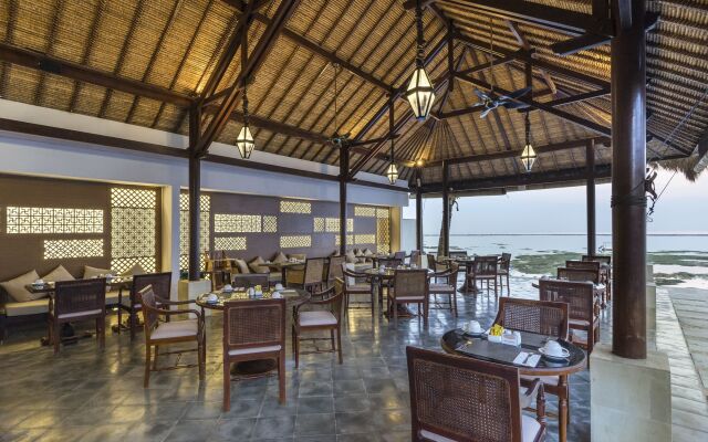 Lembongan Beach Club and Resort