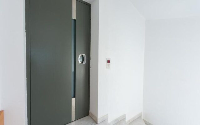 Yiannis Apartments