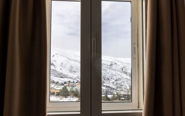 Albergue Inturjoven Sierra Nevada - Hostel