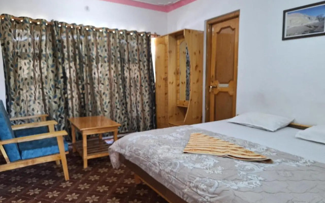 Shanti Guest House