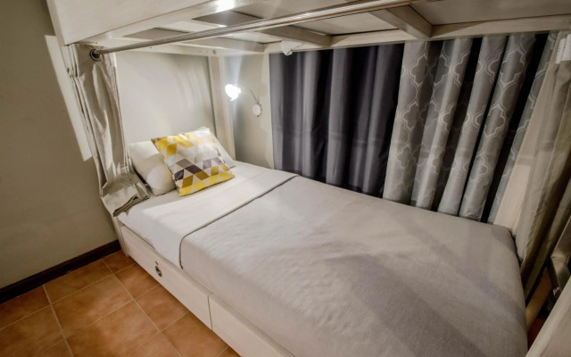 Almont City Hotel