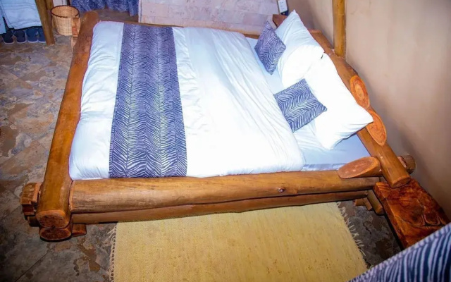 Boma Simba Lodge