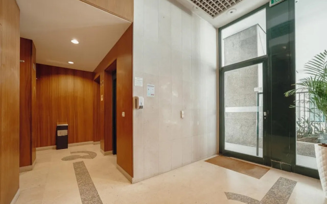 Downtown Grand Tower View by Vacationy